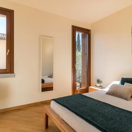 Villa Casa Manuela Gardone Riviera